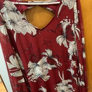 Red flowery, flowy, short dress